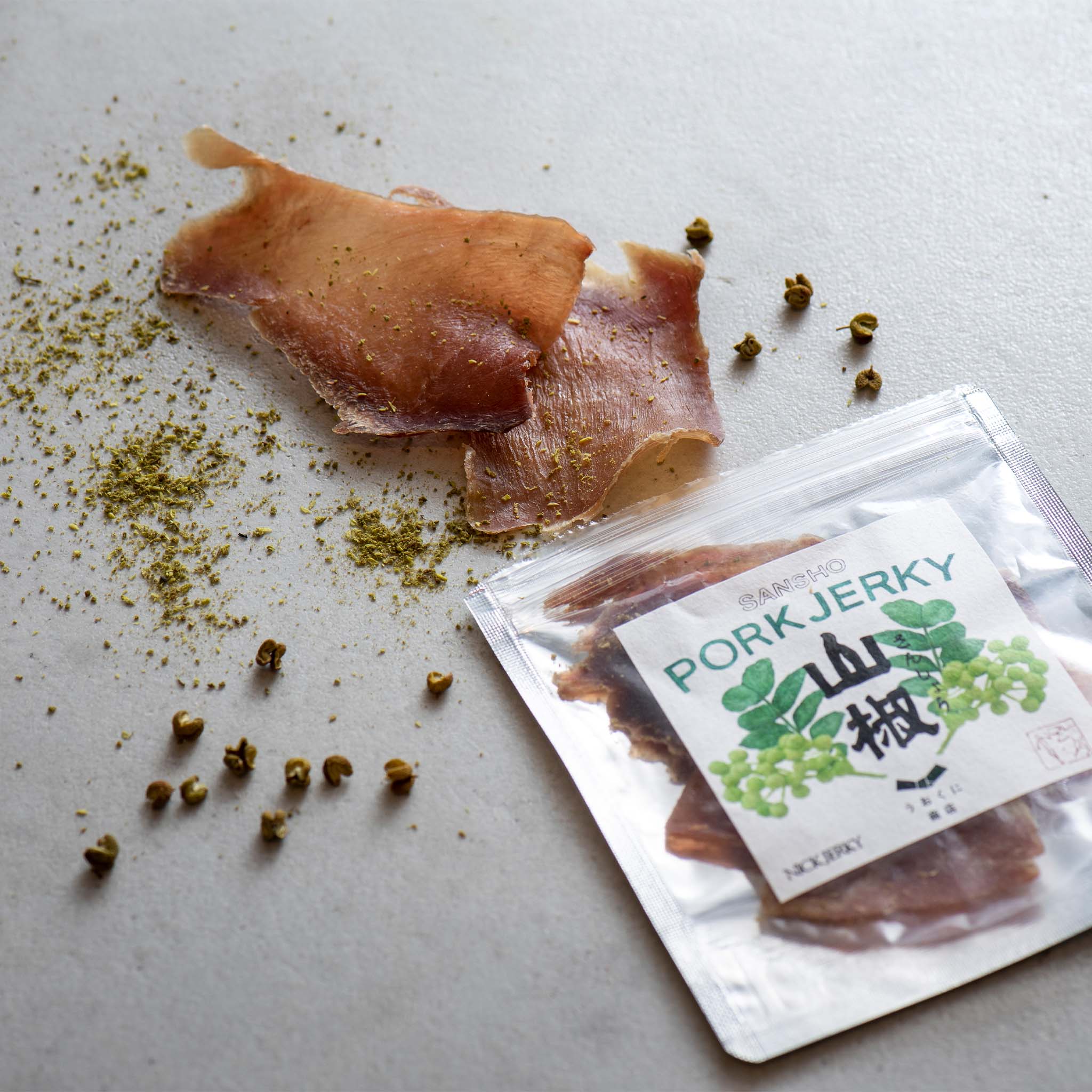 山椒ポークジャーキー 12g 中身 NICKJERKY